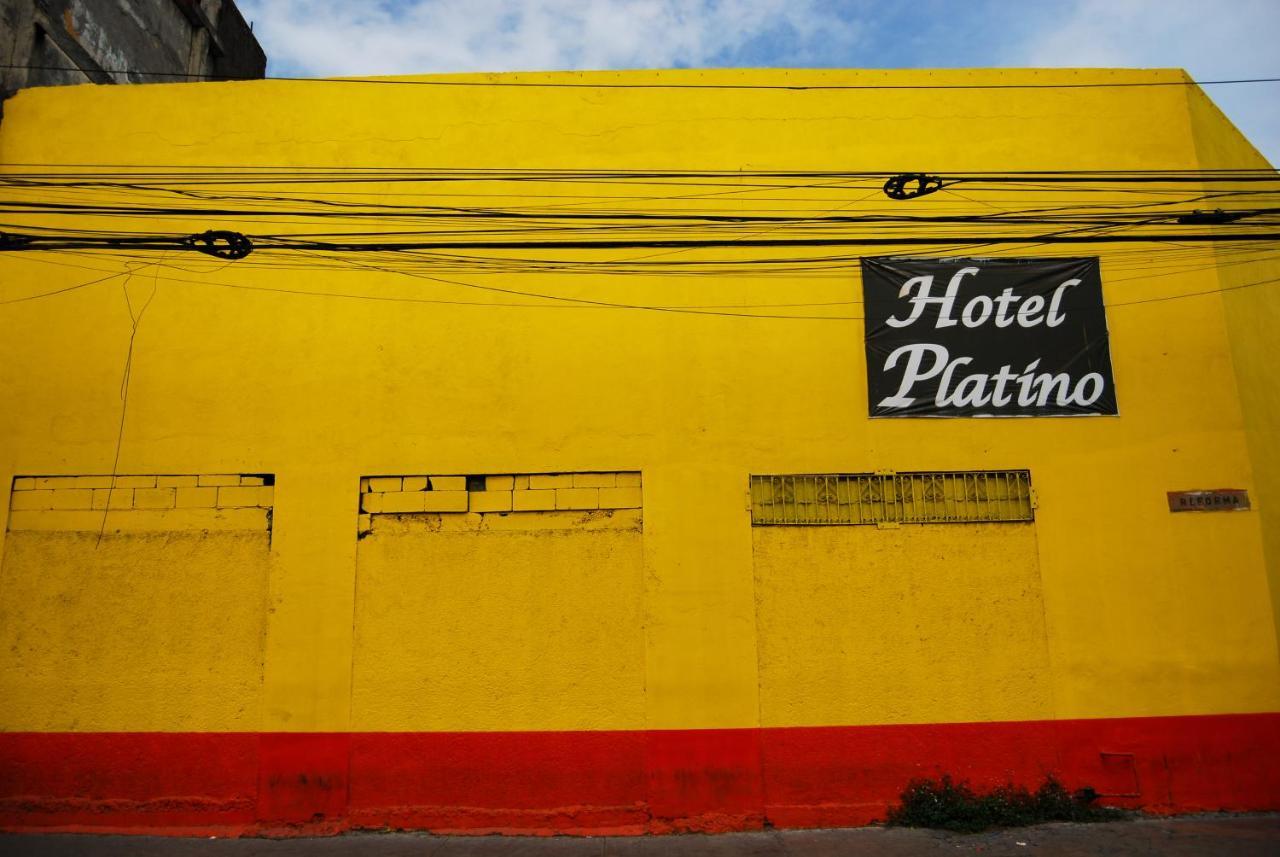 Platino Hotel *