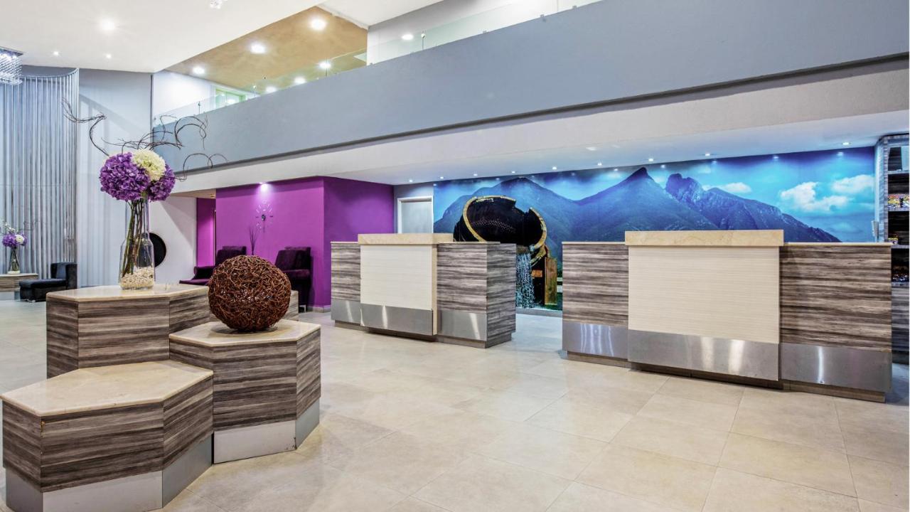 La Quinta By Wyndham Centro Hotel