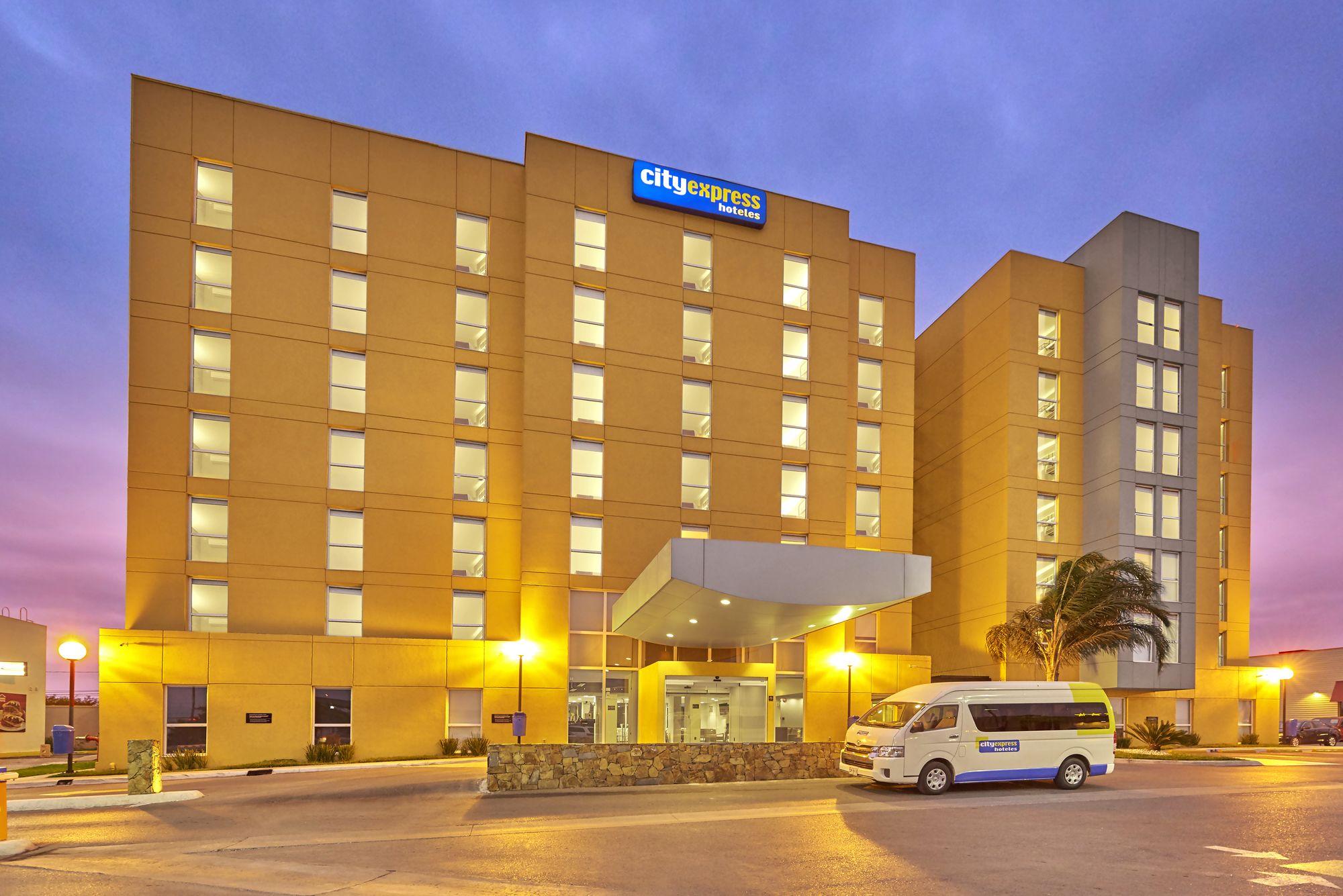 Hotel Express By Marriott Norte 4*