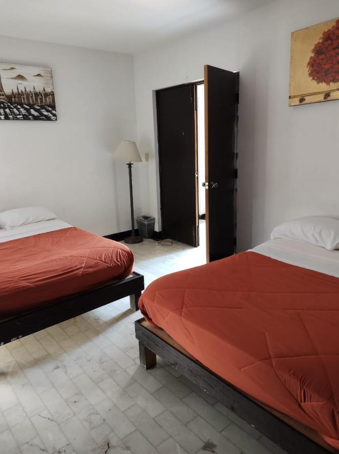 Guest house Antique Boutique Barrio Antiguo 2*