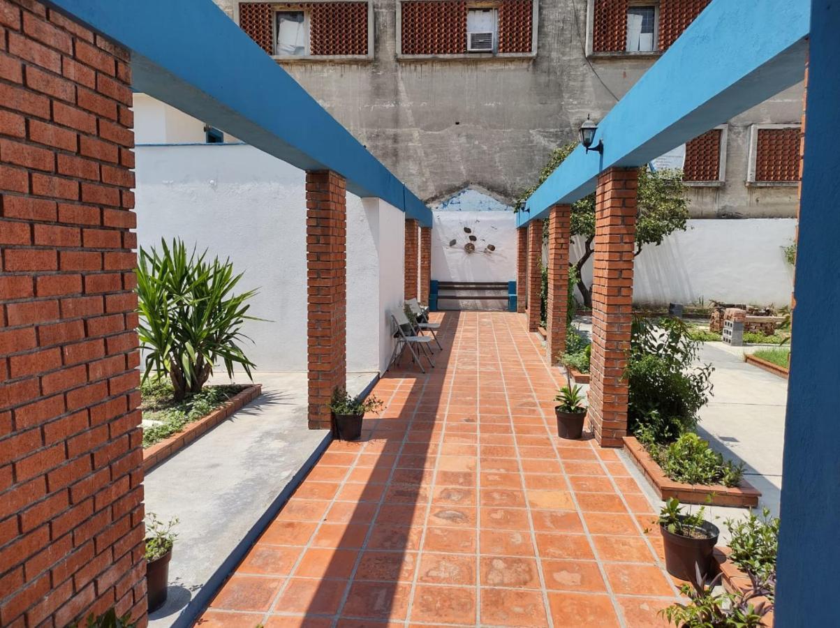 Antique Boutique Barrio Antiguo 2*