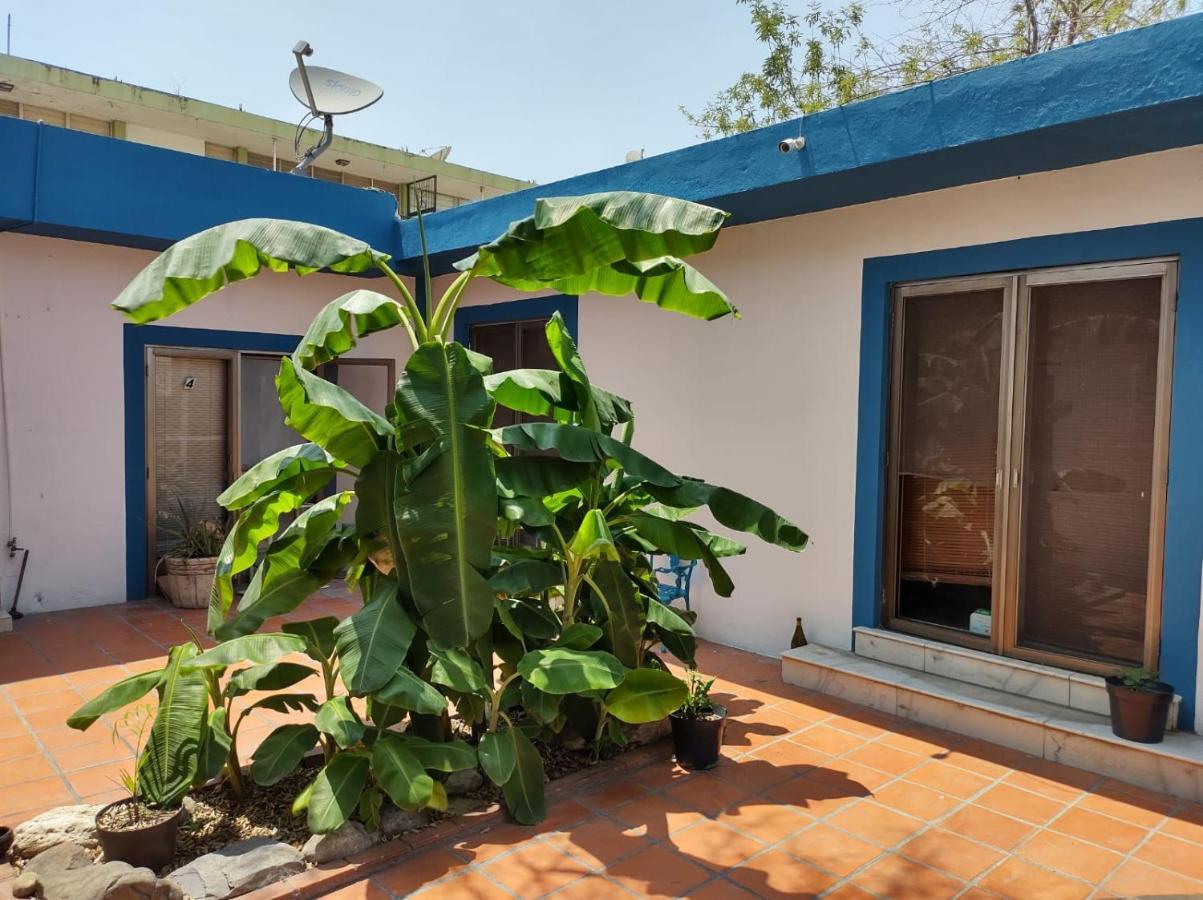 Antique Boutique Barrio Antiguo Guest house
