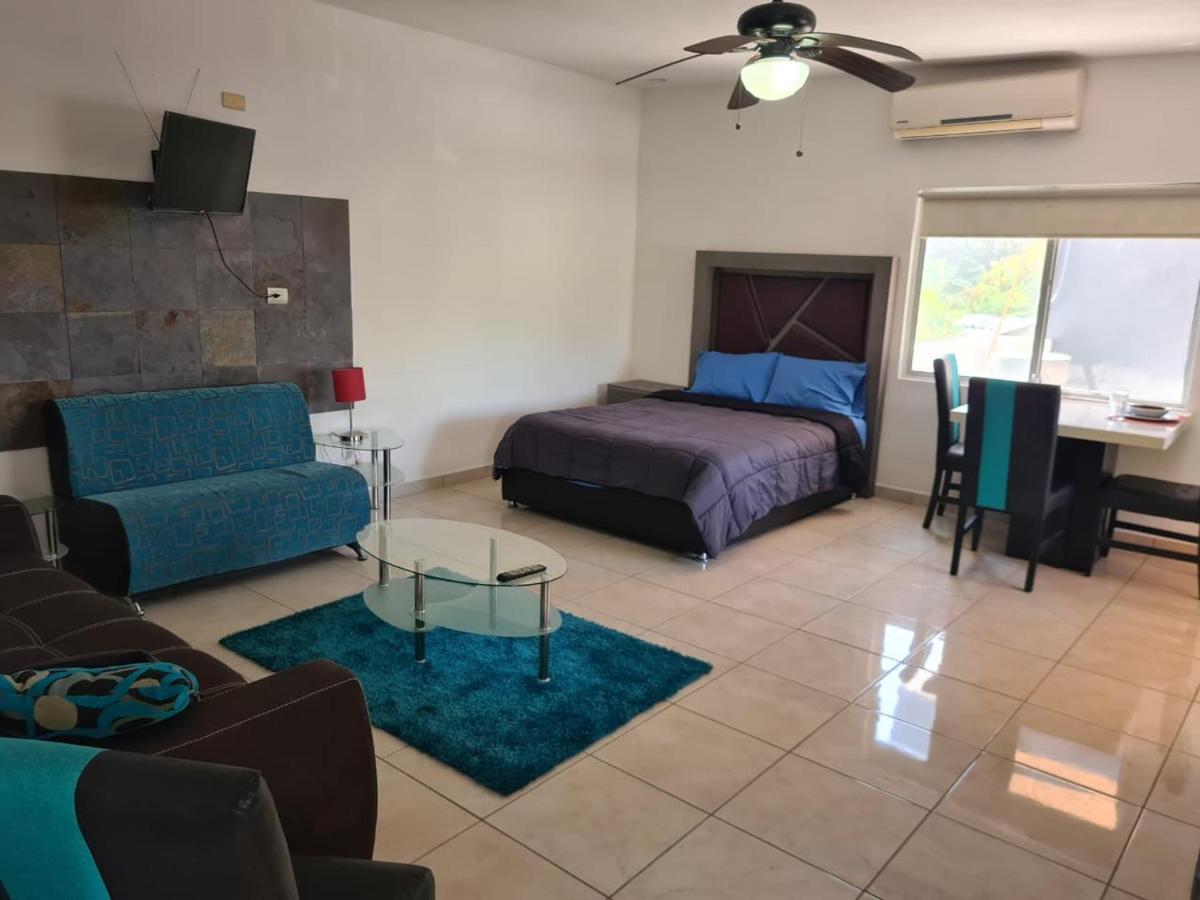 La Roma Zona Tec - San Pedro Zona Valle Ote. Apartamento *