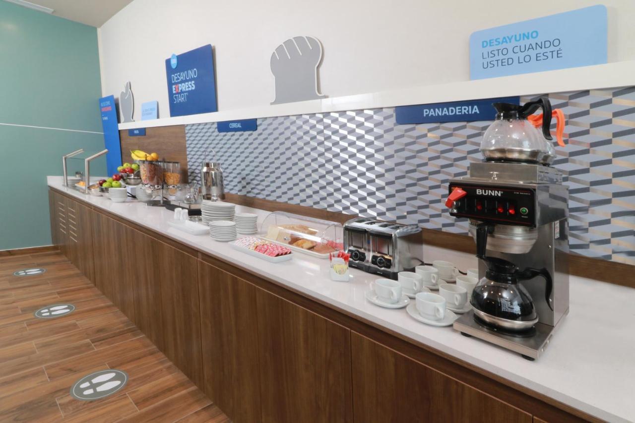 Hotel Express - - Fundidora, An Ihg 4*