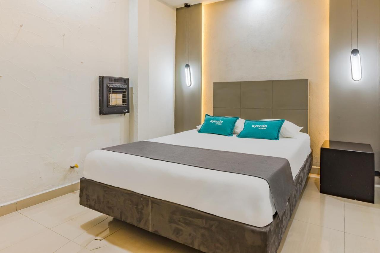 Hotel Ayenda Blue Cristal