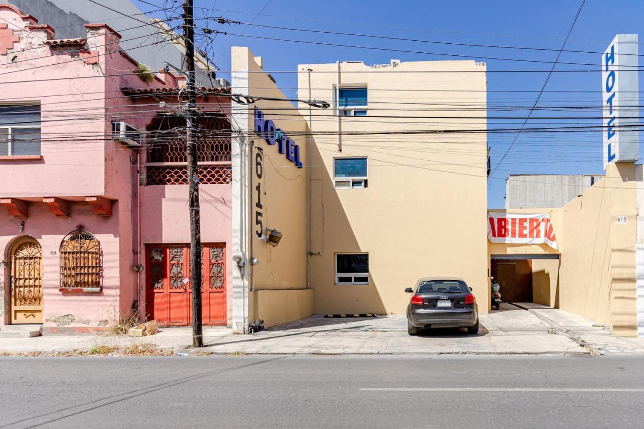 Hotel Ayenda Blue Cristal Monterrey