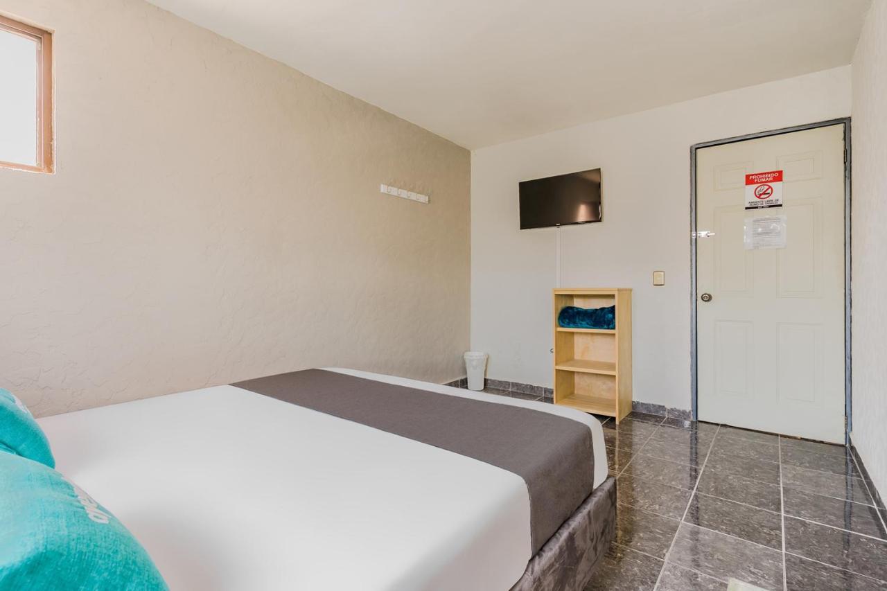Hotel Ayenda Blue Cristal 3*