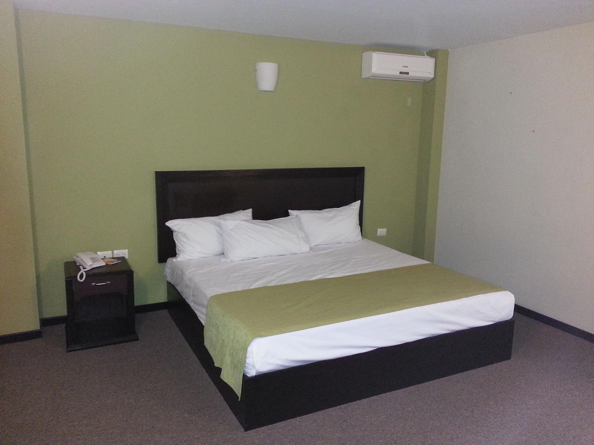 Hotel Chn Santa Fe 3*