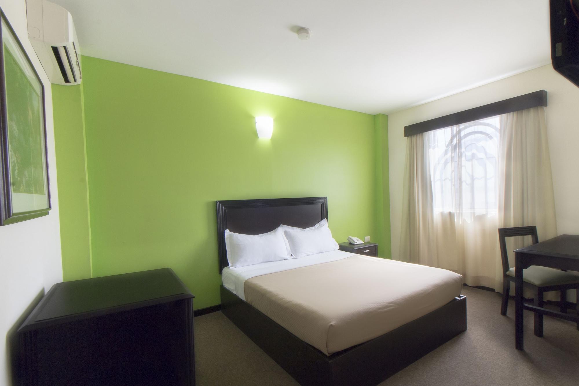 Chn Santa Fe Hotel