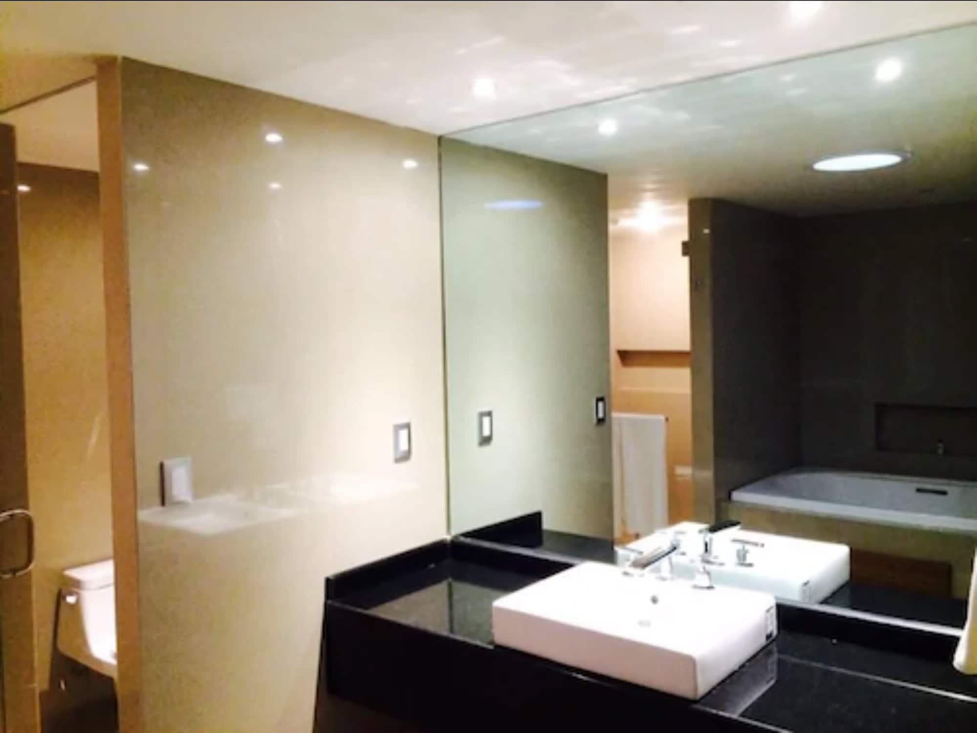 Hotel Mbm Red Sun Monterrey
