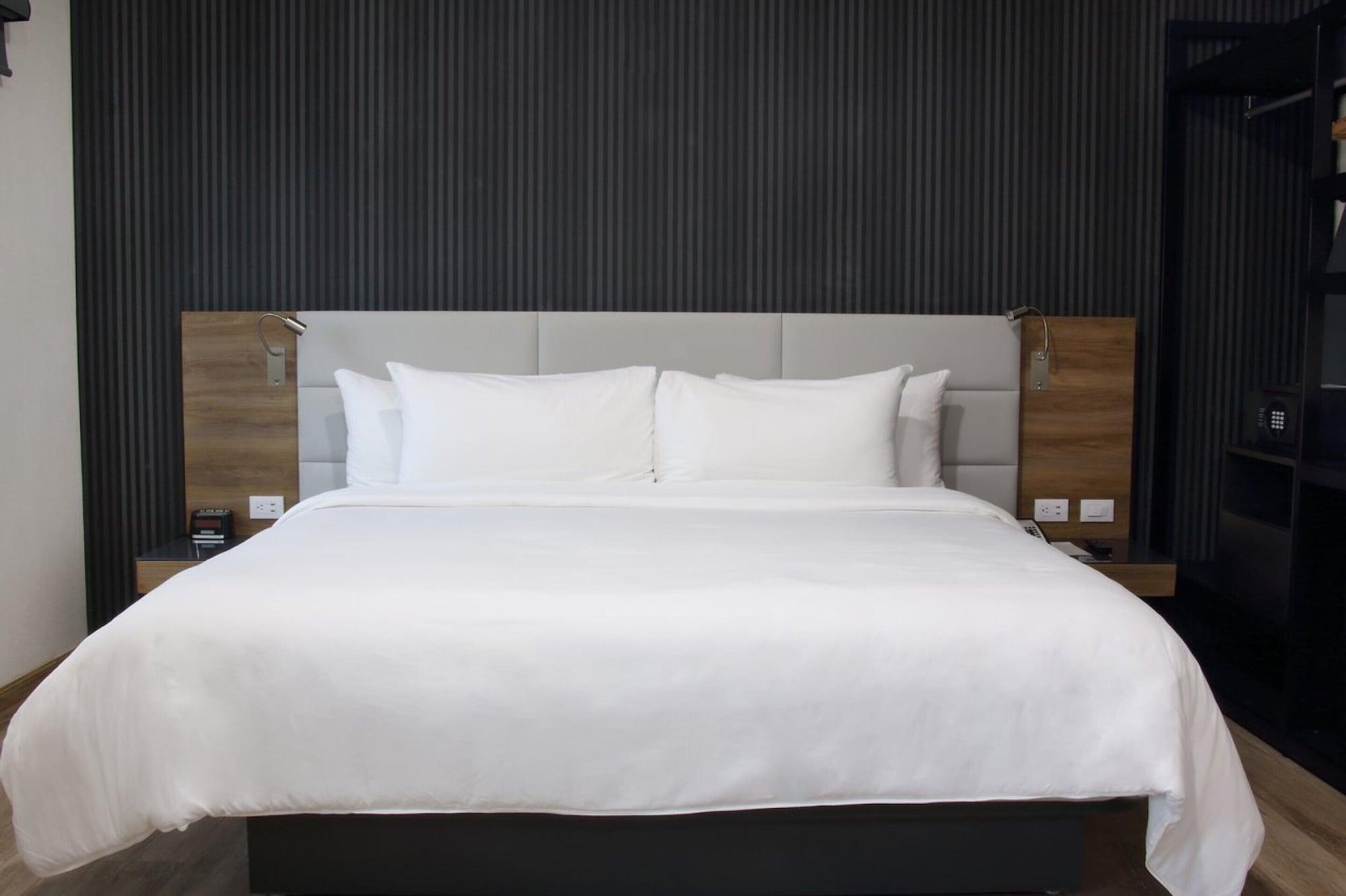 Hotel Radisson San Jeronimo 4*