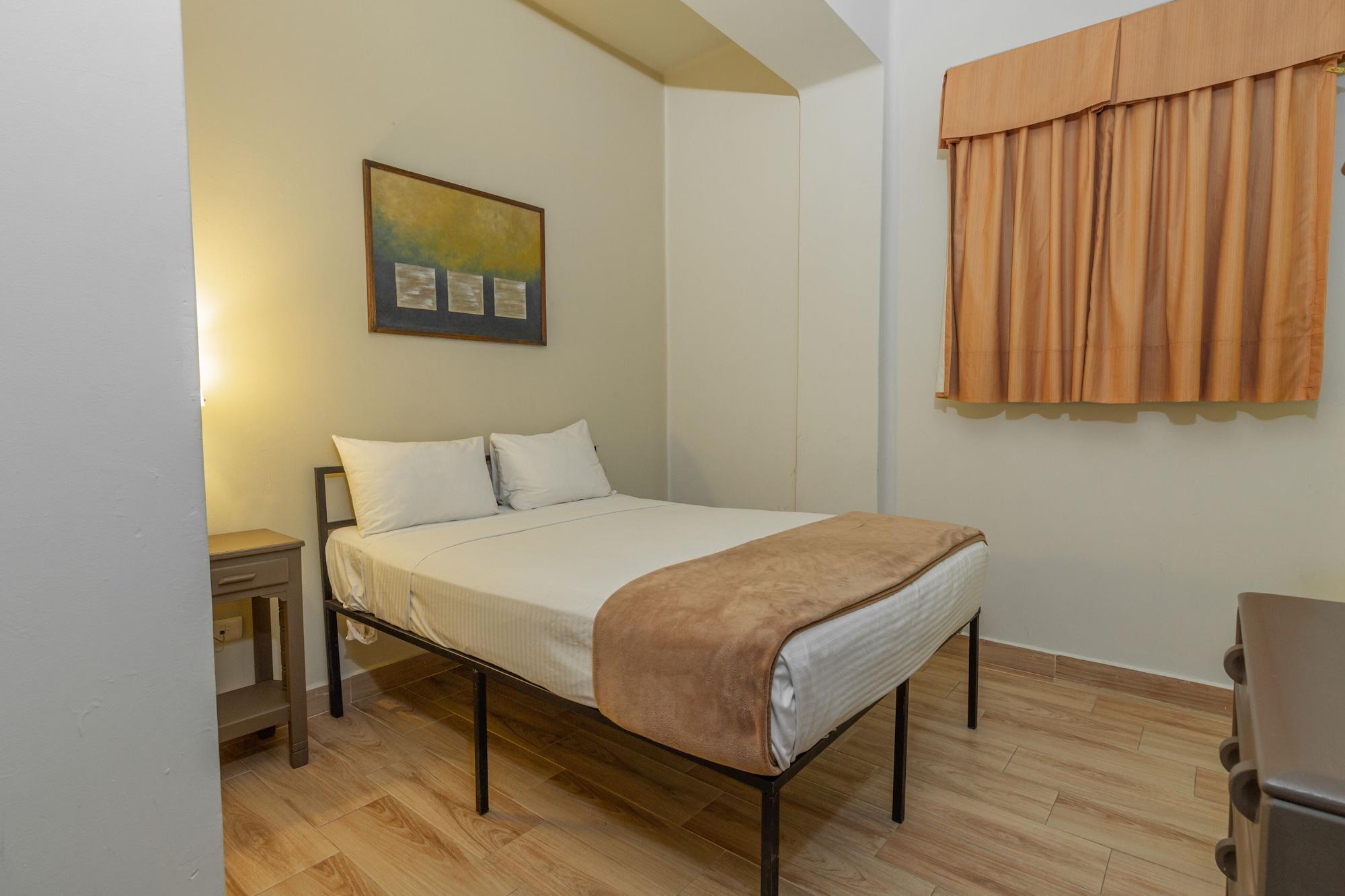 Plaza Del Arco Express Hotel