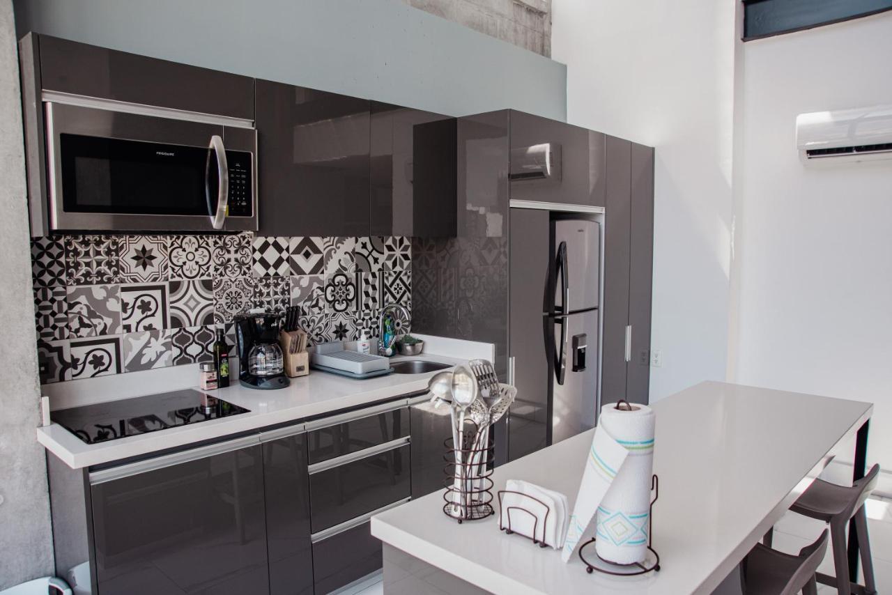 Luxury Loft Living At Landmark High Rise Monterrey