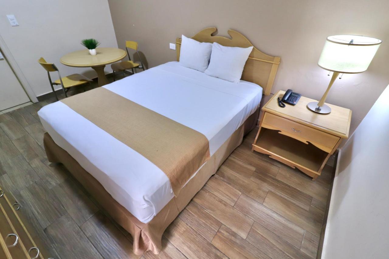 Hotel Madero Express 3*