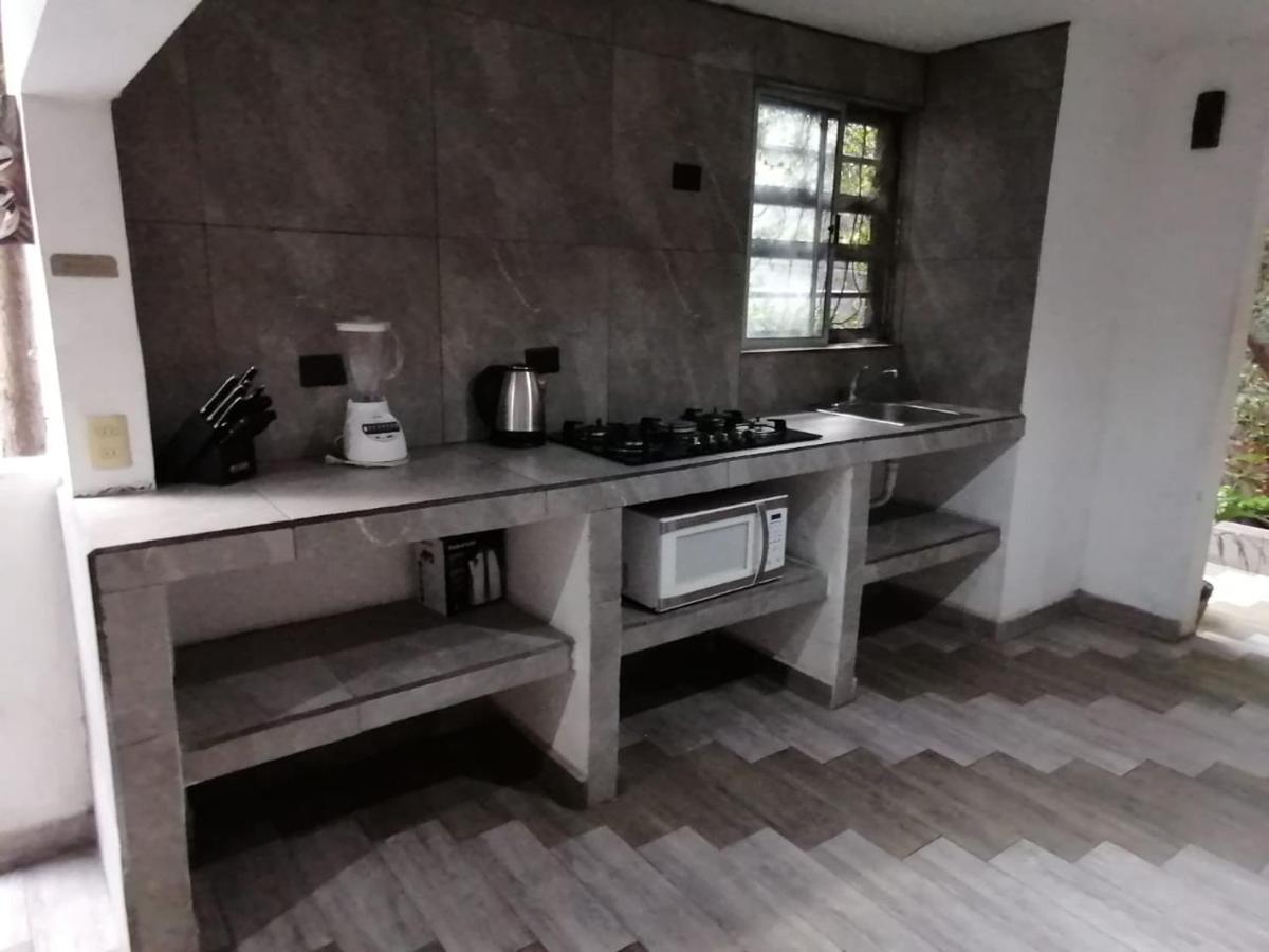 Black & White Casa Privada Con Alberca * Monterrey