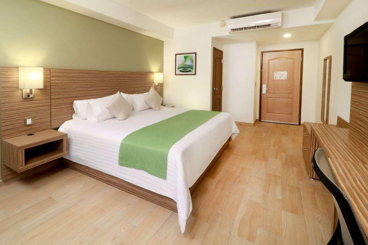 Hotel Wyndham Garden Valle Real Monterrey