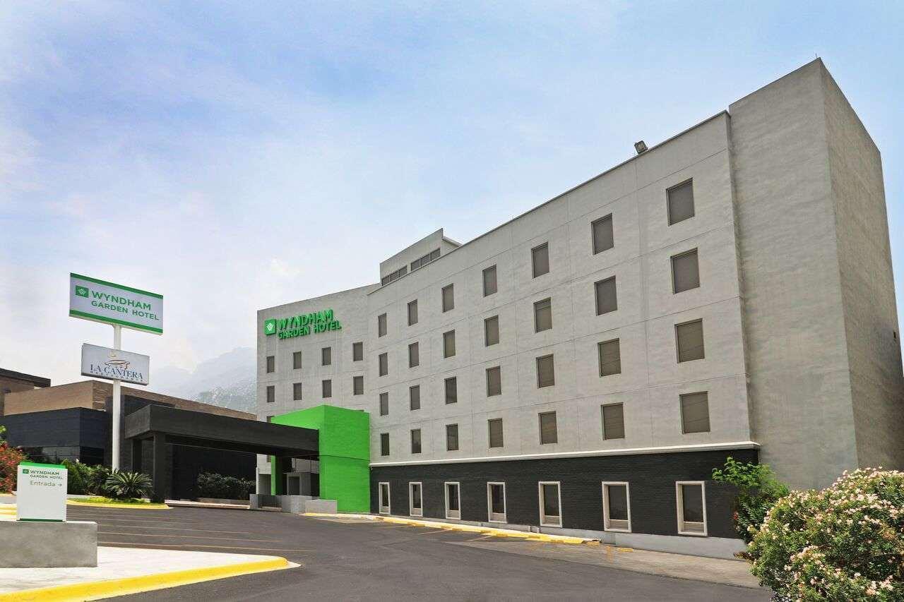 Wyndham Garden Valle Real Hotel 3*