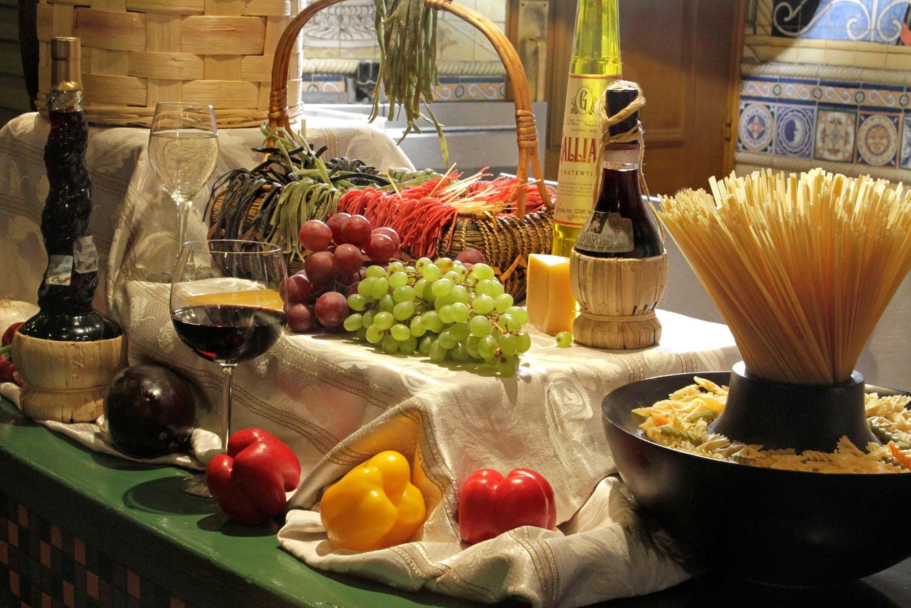 Crowne Plaza By Ihg Hotel