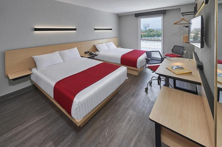 Express Universidad Hotel