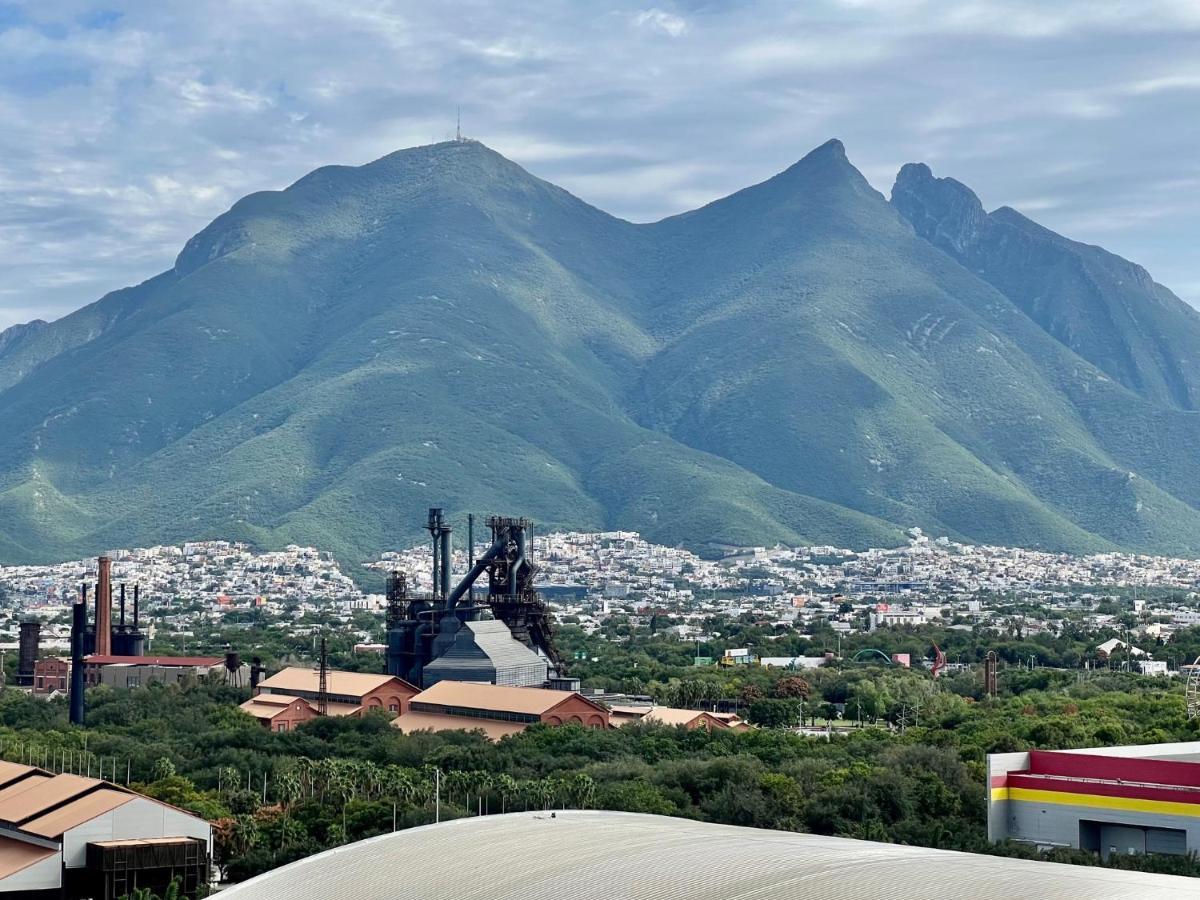 Industrial Stylish 3-br. & Views In Front Of Parque Fundidora & Arena Mty Apartamento Monterrey