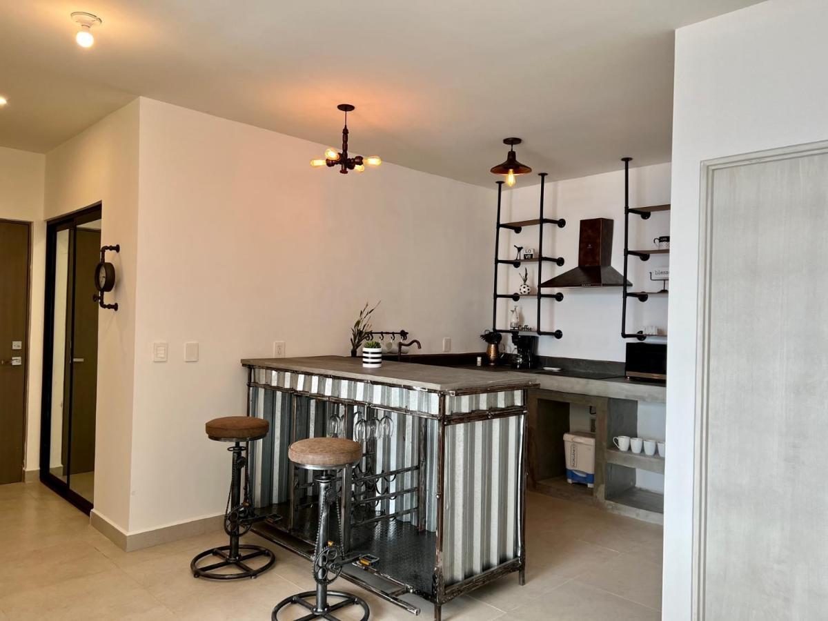 Industrial Stylish 3-br. & Views In Front Of Parque Fundidora & Arena Mty Apartamento