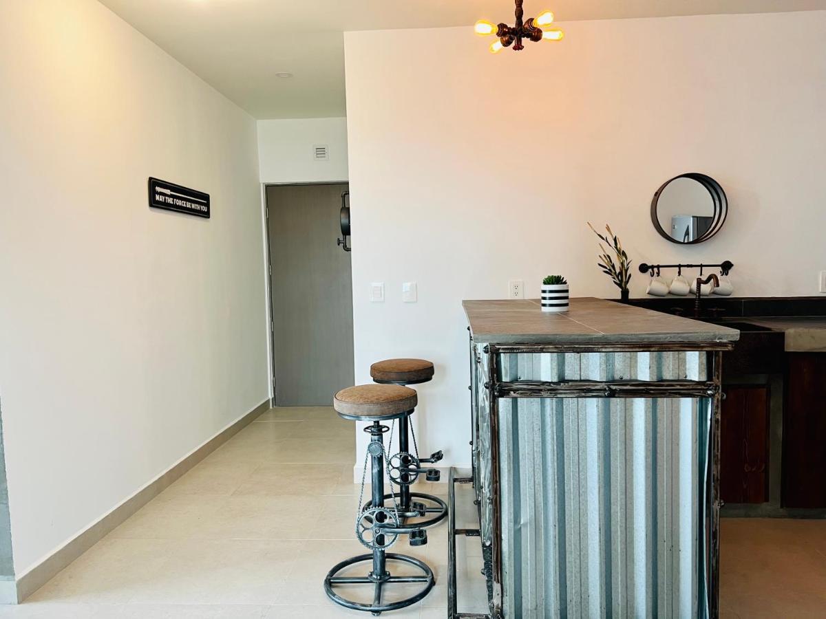 Apartamento Industrial Stylish 3-br. & Views In Front Of Parque Fundidora & Arena Mty *