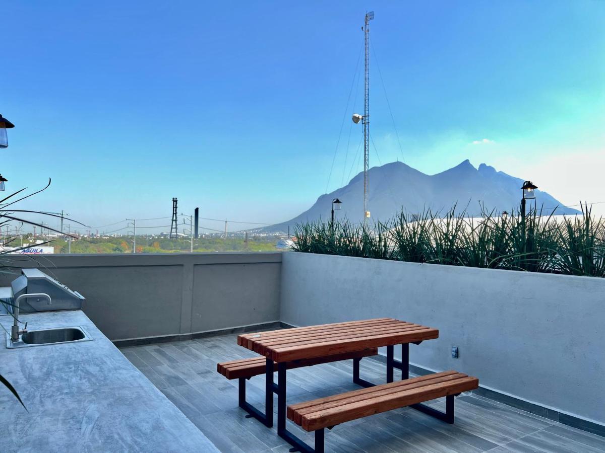 Industrial Stylish 3-br. & Views In Front Of Parque Fundidora & Arena Mty Apartamento