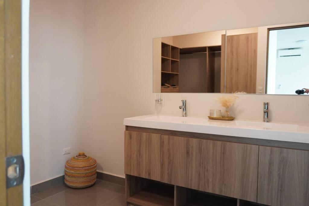 Noa's Hermoso Penthouse San Pedro Mty . *