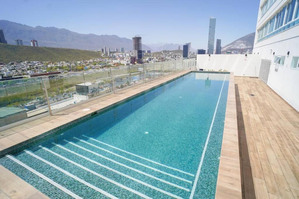 Luxury Modern New 2br Gym Pool 3mins Spgg Monterrey