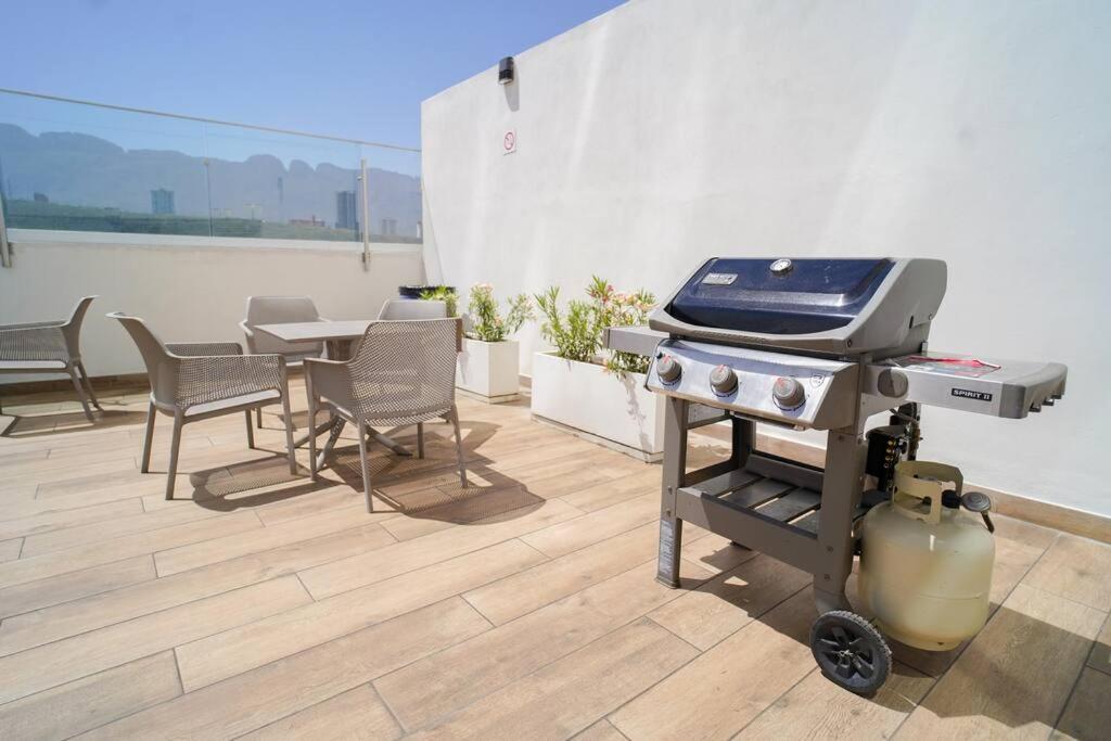 Luxury Modern New 2br Gym Pool 3mins Spgg Monterrey