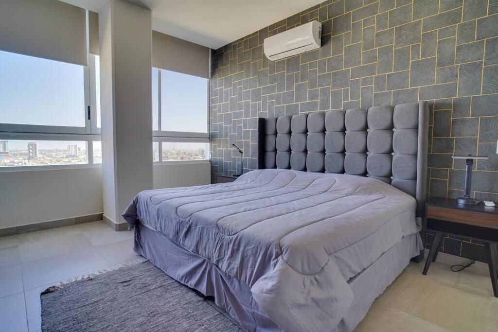 Luxury Modern New 2br Gym Pool 3mins Spgg Monterrey