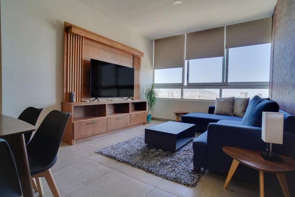 Luxury Modern New 2br Gym Pool 3mins Spgg Apartamento *