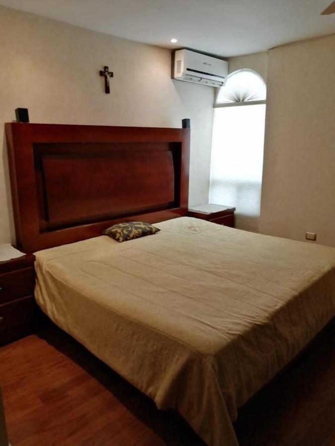 Renta De Cuartos Familia Sanchez Habitación en casa particular *