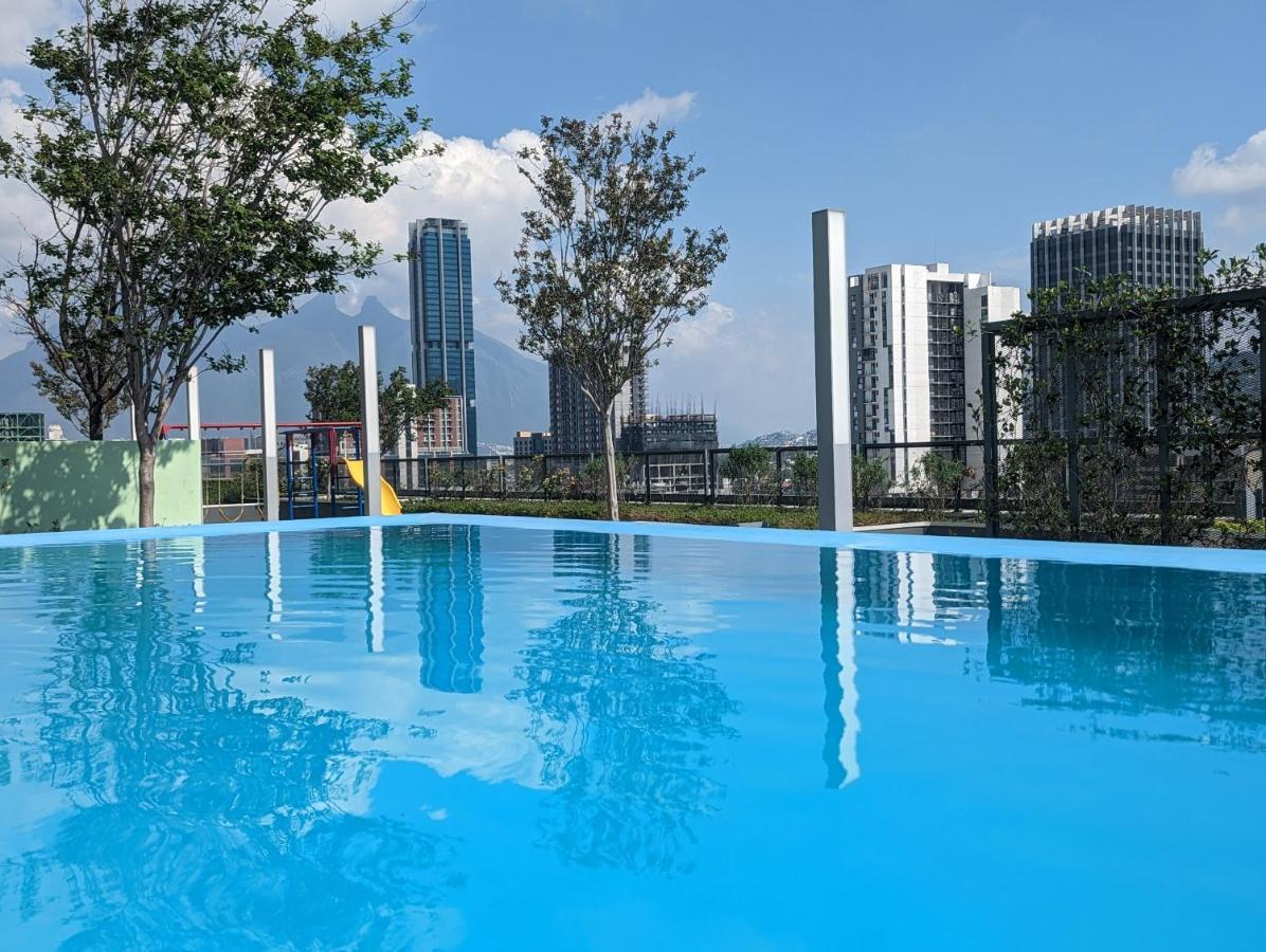Apartamento Luxury Loft Living At Landmark High Rise Monterrey
