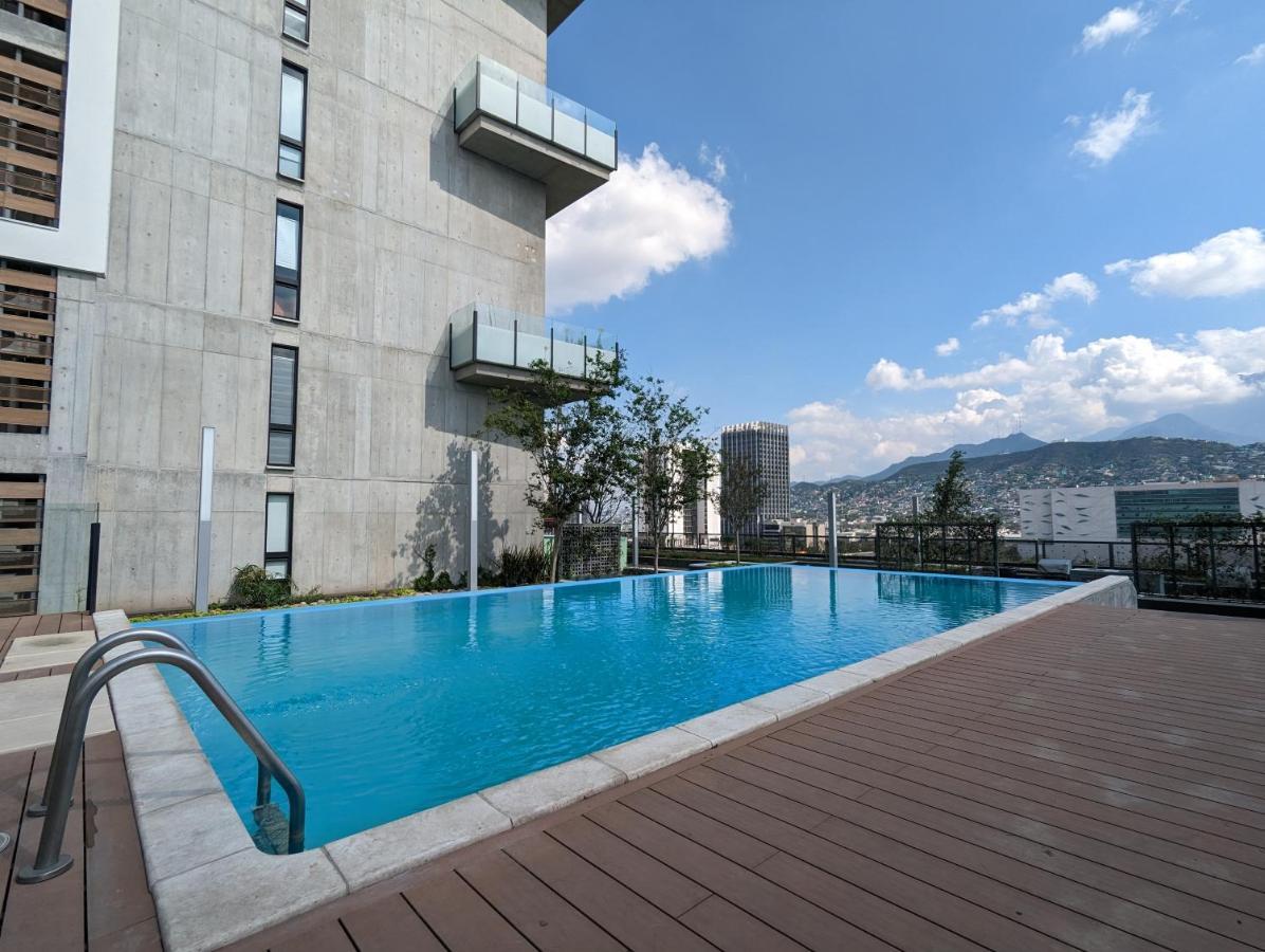 Luxury Loft Living At Landmark High Rise * Monterrey