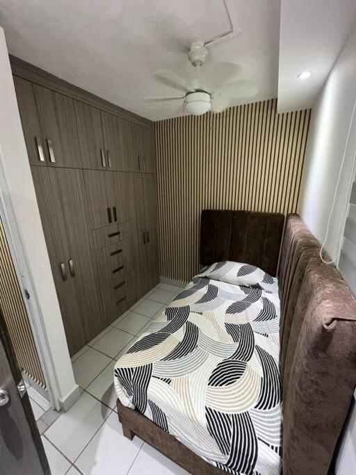 Apartamento Depto. Centro Torre Titan #7 *
