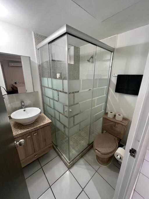 Apartamento Depto. Centro Torre Titan #7 *
