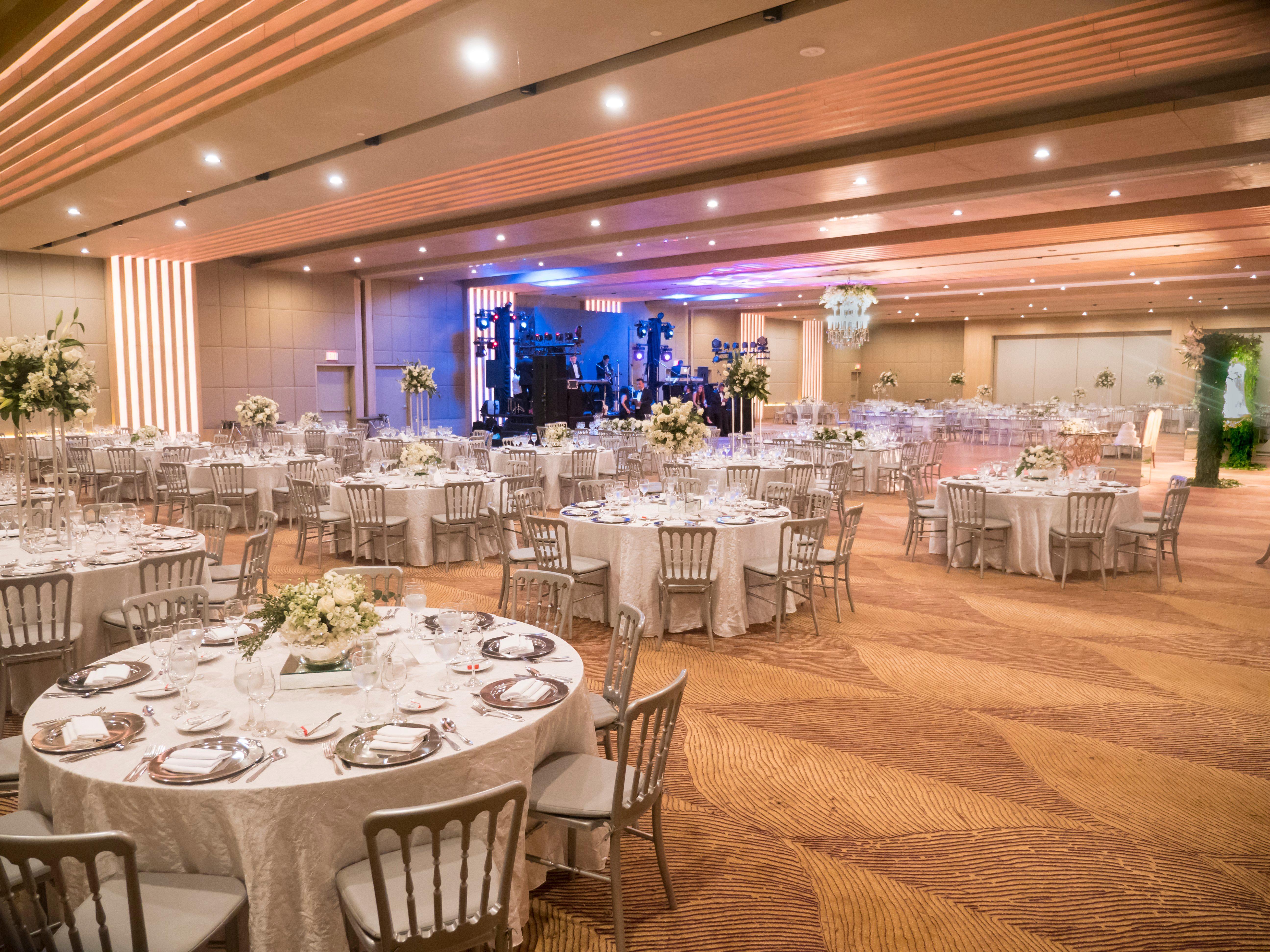 Crowne Plaza By Ihg 5*