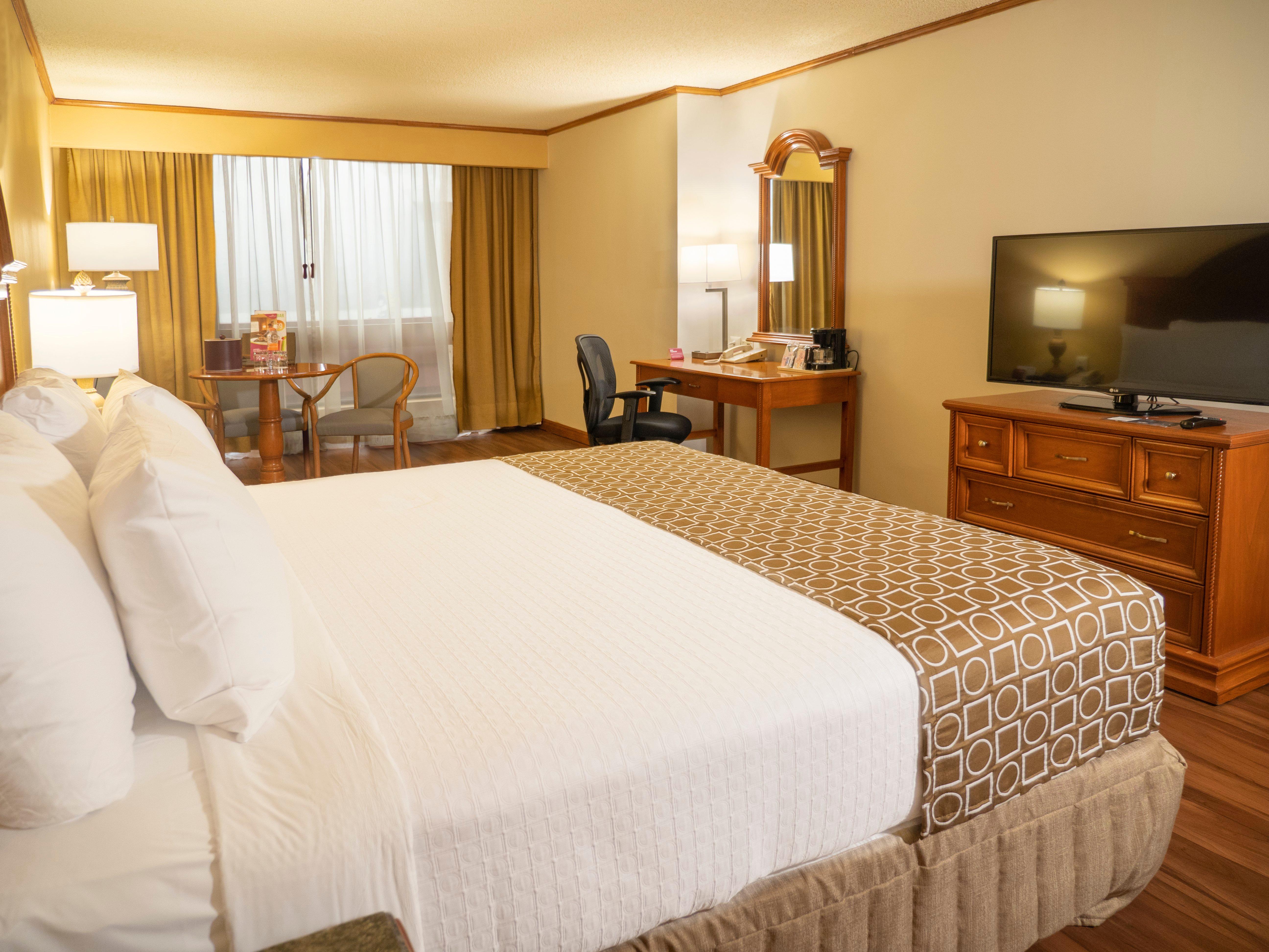 Crowne Plaza By Ihg 5*