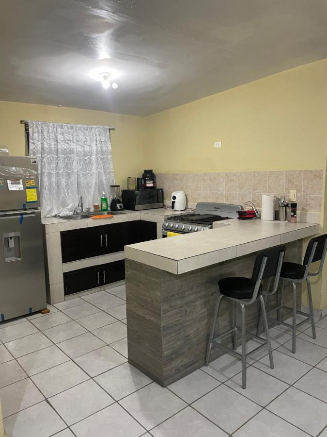 Habitación en casa particular Mauricio *