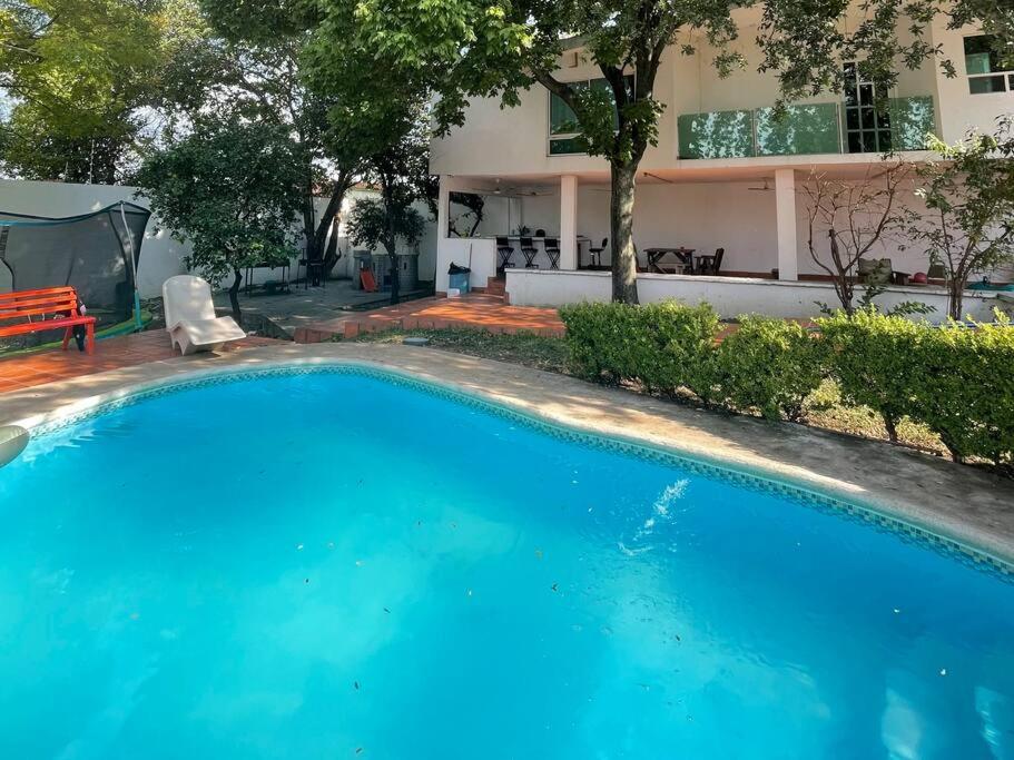 Сasa de vacaciones Beautiful Mountin Cabin/pool/firepit/wifi/parking *