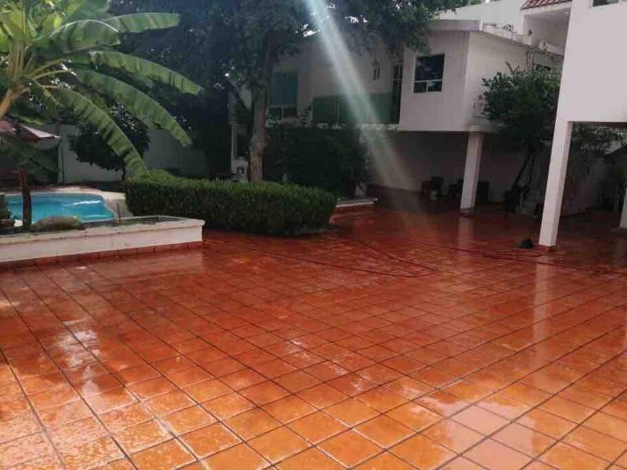 Beautiful Mountin Cabin/pool/firepit/wifi/parking Сasa de vacaciones Monterrey