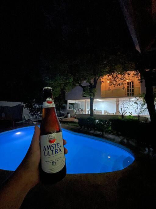 Beautiful Mountin Cabin/pool/firepit/wifi/parking Сasa de vacaciones Monterrey