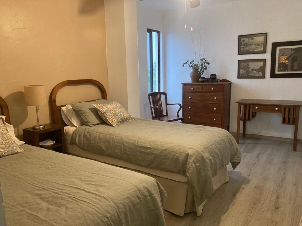 Habitación en casa particular Cerca De Todo En San Jeronimo *