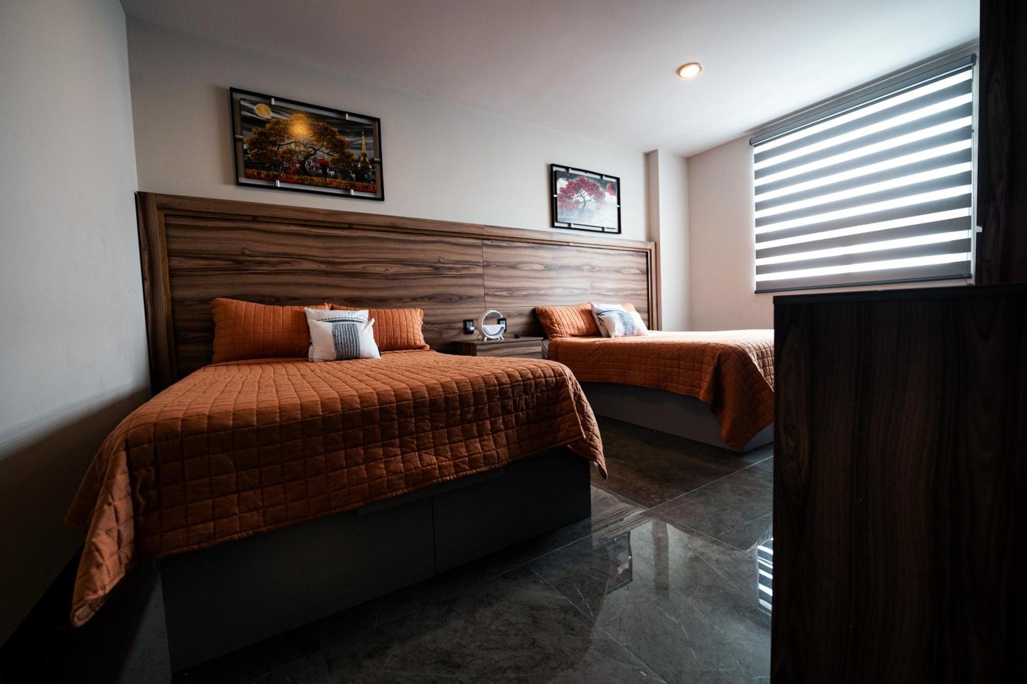 Depa Frente A Fundidora, Cintermex, Arena Mty Apartamento
