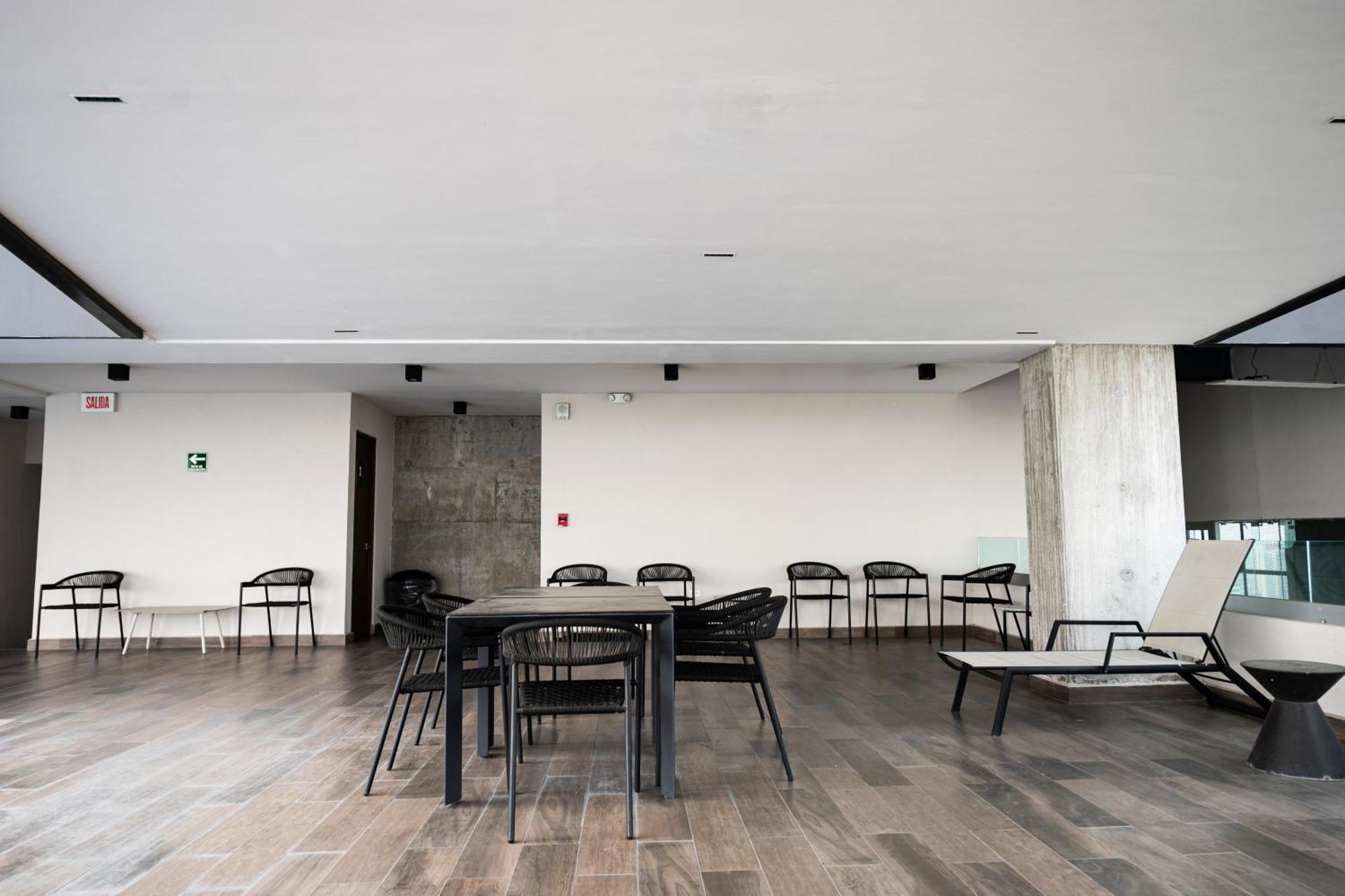 Apartamento Depa Frente A Fundidora, Cintermex, Arena Mty *