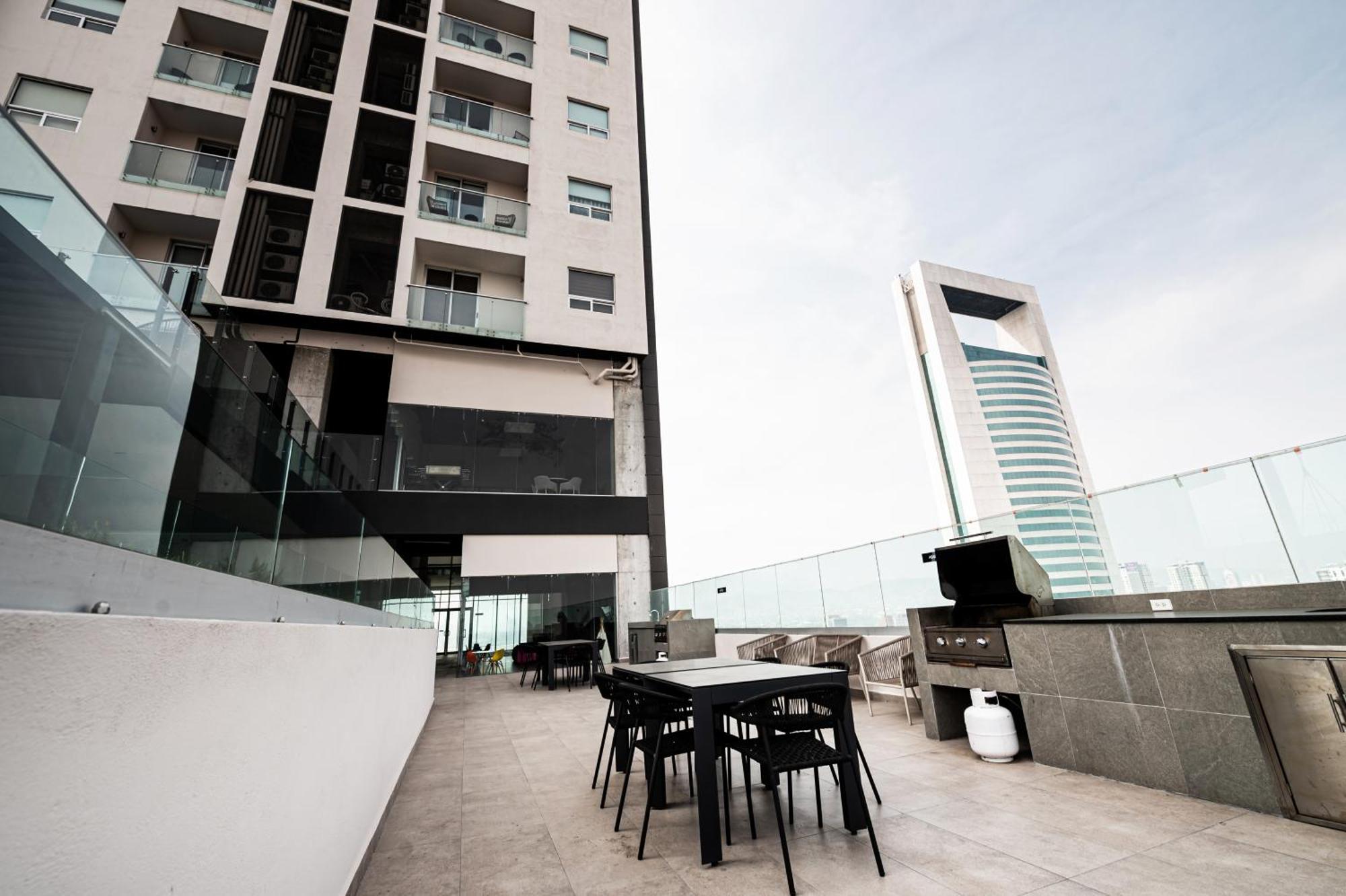 Apartamento Depa Frente A Fundidora, Cintermex, Arena Mty *