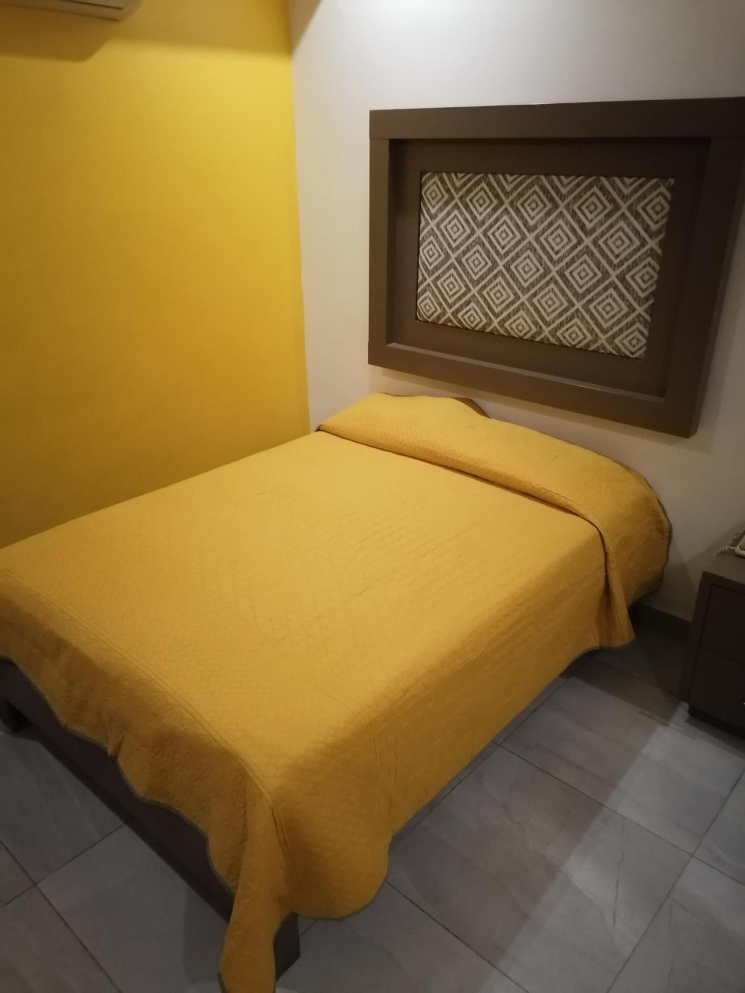 Jm Express Hotel Monterrey