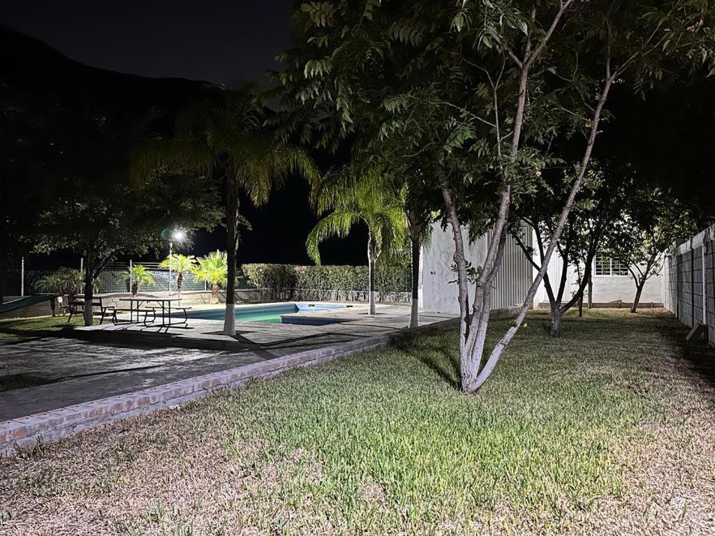 Campo de lujo La Huasteca Con Alberca Monterrey