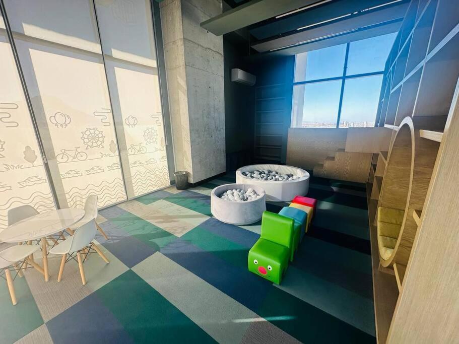 Modern Steps From Santa Lucia 2bds/6 Pax Apartamento *